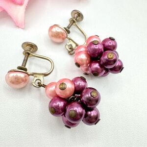 Vintage Pink Fuchsia Bead Cluster Cha Cha Earrings Screw Back Dangle Faux Pearl